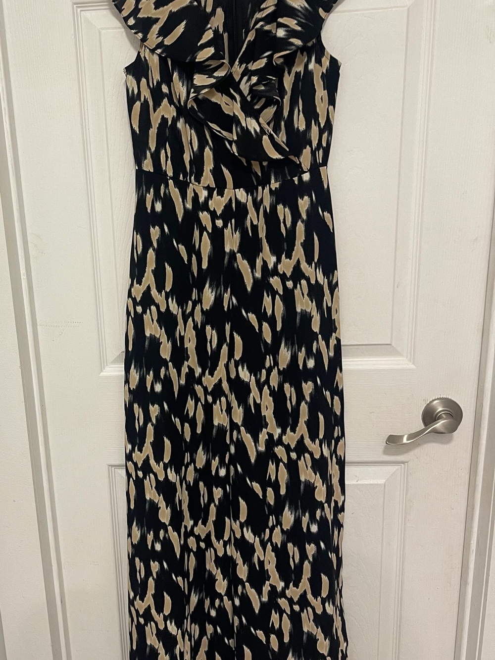 Sleeveless Black and Beige Ruffle Romper